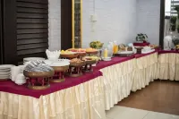 PhoomThai Garden - breakfast