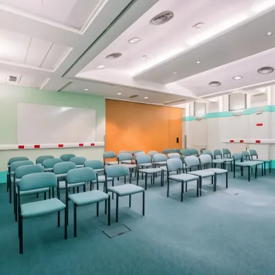 倫敦政治經濟學院羅斯伯裏大廈酒店 鄰近圓屋劇場（Roundhouse）的酒店