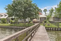 Family Ties, Lakefront Retreat on False River, Pier, Sleeps 10 - 4-Star