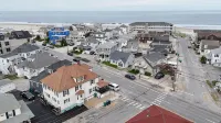 Hampton Beach ♡ Ocean Retreat - Steps From The Sand and Strip! - Bungalows