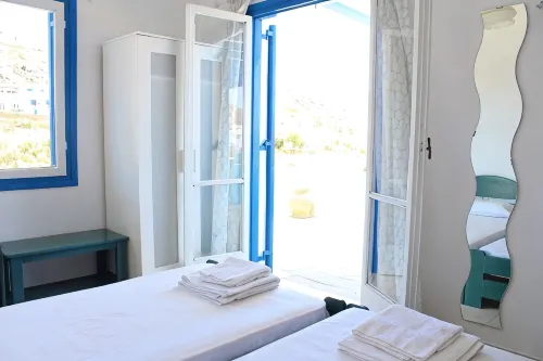 Mare Blue Ios - Homestays
