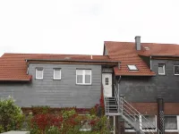 Zur Krone Hotels near Ahlem