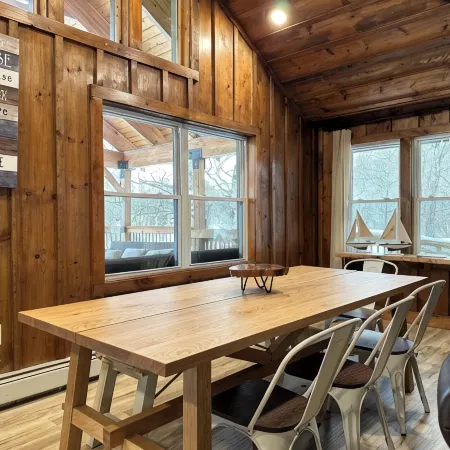 Lakefront Sacandaga Home, Private Dock, Sleeps 15, Outdoor Deck, Pet Friendly