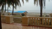 2 Br  Executive Room Beach View Apartemen Marbella Anyer - Beach