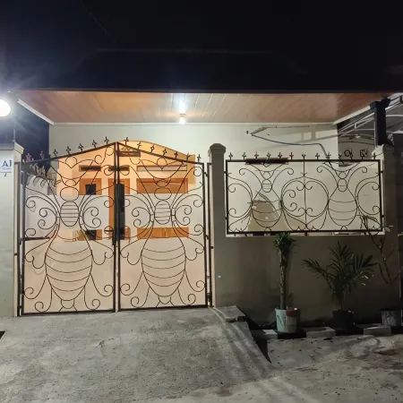 Maulana Homestay - by Login