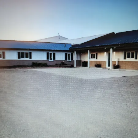 Huge Space! 4 Bedrooms Sleep up to 12. 6 Additional Bedrooms Available.