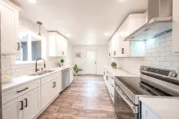 Port Orchard Retreat- 5 Minutes from Downtown - 2-Star
