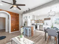 Cozy, Super Clean Home near Downtown/Riverwalk/ FT Sam Houston/ Alamodome/ ATT Hotels near Monterrey Park