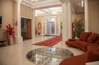Kovcheg Hotel - ที่มีที่จอดรถ