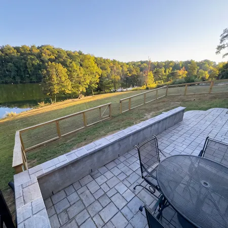 A Quiet Retreat on the Shore of Watts Bar Lake - Dog Friendly with Lake Access!