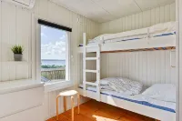 Family-friendly holiday home with a panoramic view of the Aabenraa Fjord - WiFi