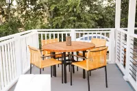 1 Bdrm, Sleeps 4, Close to water, Firepit, Pet friendly, Full Kitchen