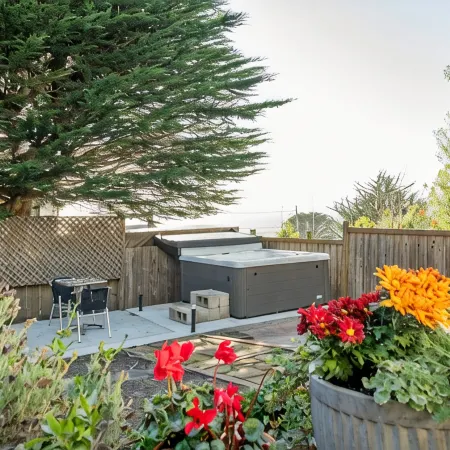 Luxury Spa Retreat Guest House with Ocean View