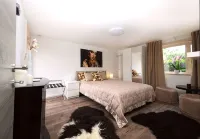 Comfortable apartment, close to downtown and train station - Condos