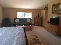 Sunset Chalet - 2200 sq.ft. Multi-Seasonal Retreat Only15 Minutes from Ashland ! - Alphydda