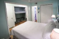 Oceanfront condo in gated complex w/ pool, tennis, beach & amazing sunsets! - 4-Star