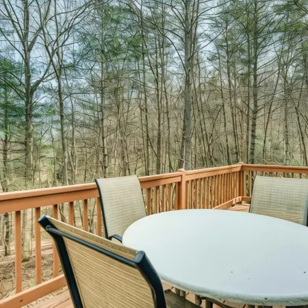 Mountain Top Retreat - Secluded Mountain Cabin Close to North Carolina!