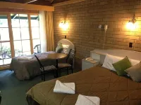 High Country Motor Inn Các khách sạn ở Bright