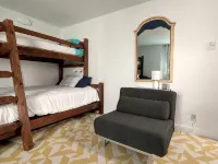1st Floor Condo Near Lifts. Sleeps 8. Updated! - Pools
