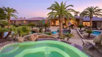 7Br Luxury Oasis w/ Relaxing Lazy River, Basketball, Full Gym & Private Theater - واي فاي