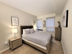 Executively Appointed Condo, w/resort amenities, IND GAR, Pool, Gym+ Biz Lounge