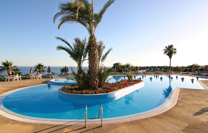 Corallia Beach Hotel Apartments
