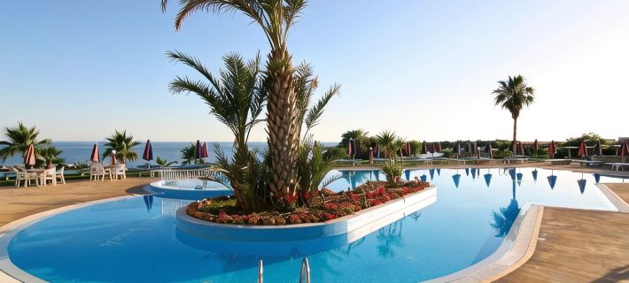 Corallia Beach Hotel Apartments Hotels in Coral Bay