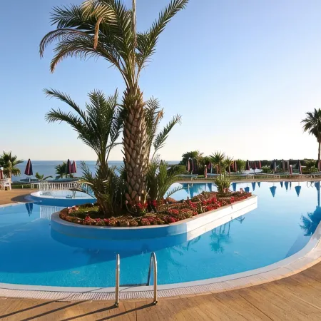 Corallia Beach Hotel Apartments