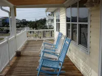 Surf Sounds Beach Retreat, Enter Your Relaxation Zone. - 4つ星