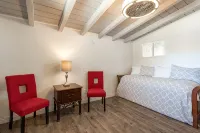 Lone Madrone Winery Guest House - 4-Star