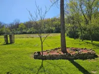 Peaceful, Quiet and Country with 2 bedrooms and WiFi, AC in marvelous Morrow - 4-Star