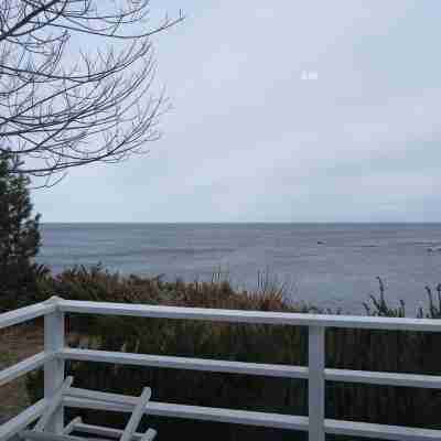 Oceanfront Carriage House Apt. w/ Spectacular Views Others