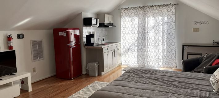 Joyful Loft! Newly renovated loft apartment! Close to Downtown and Universities! Ξενοδοχεία στην πόλη Forsyth County