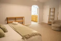 Spacious Yosemite Lodge –Arcades + EV Charger + 3B2B + Private 1 Acre +Game Room - 4성급