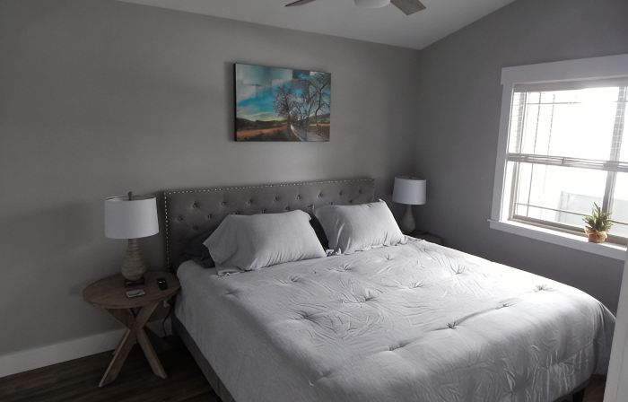 Downtown Charmer - Spacious 1 Bed 1 Bath  - Adventure Basecamp
