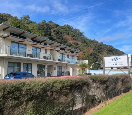 Bay of Islands Gateway Motel & Apartments - 駐車場