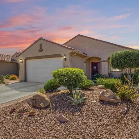 All the amenities of Sun City resort living at Merrill Ranch in Florence, AZ.