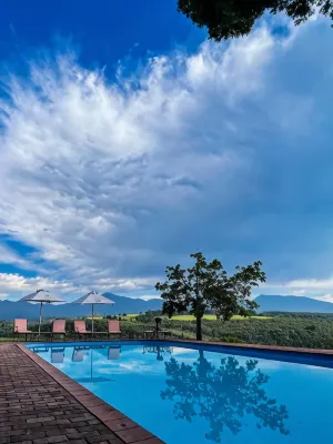Far Hills Country Hotel - Cho phép mang theo thú cưng