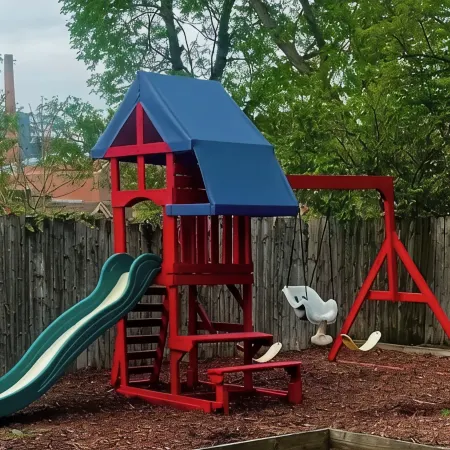 Urban Retreat-Walk to UC, Hospitals and the Zoo. Minutes from OTR and Downtown.