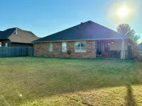Beautiful Cozy Edmond Home - 4bed 2bath - 4-Star