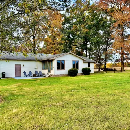 Foster Lodge at Green River Lake- Pet Friendly & NO Cleaning Fees!