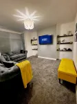 Less than 1 mile from City centre and racecourse. Pet friendly. - WiFi