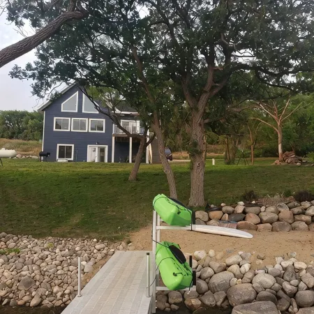 Big Stone Lake Cabin Rental - Dock Fishing, Beach, Kayaks, Firepit, Views!