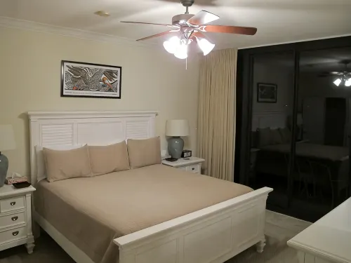 Beachfront, indoor/outdoor pools. Best view on Gulf Coast! NO FEES OF ANY TYPE. - Jacuzzi