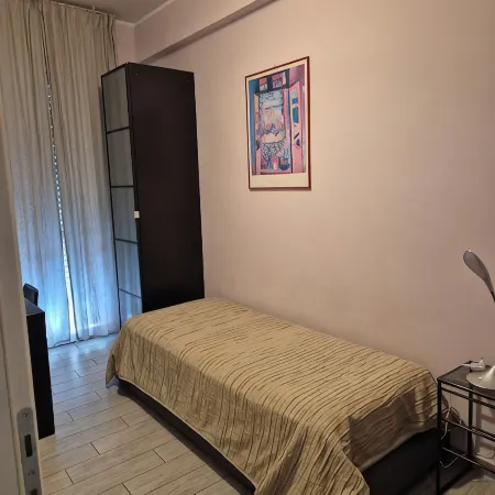 Complete apartment adjacent to historic center