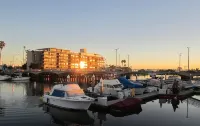 Cozy Beach Apartment in Trendy Belmont Shore!  Sanitized and Clean! - Condos
