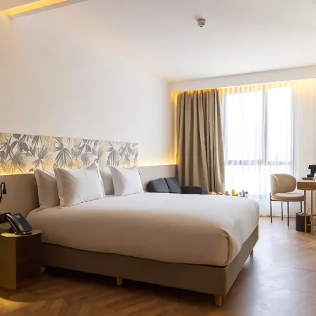 Diagonal Hotel