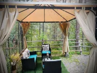 Secluded riverfront RV 7 Miles from Glacier National Park! - Homestays