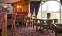 Premier Inn Llanelli Central West - breakfast