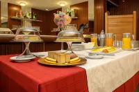 Hotel Dos Cavaleiros - breakfast